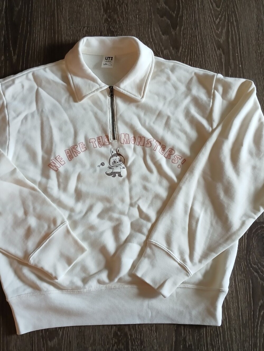 Uniqlo Cream Quarter-Zip Collared Pullover NWOT Monster Sz Small Popmart